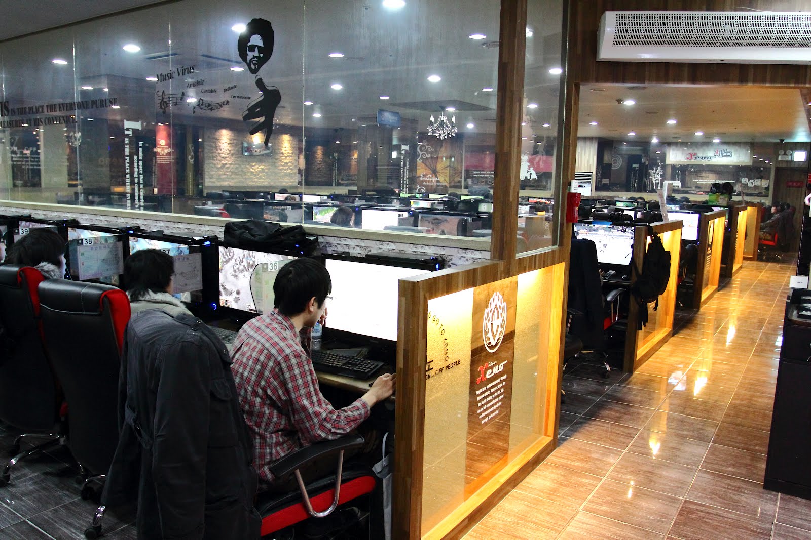 Find A Cybercaf Near Me   A Modern Cybercafé In South Korea%2c Also Known As A PC Bang 